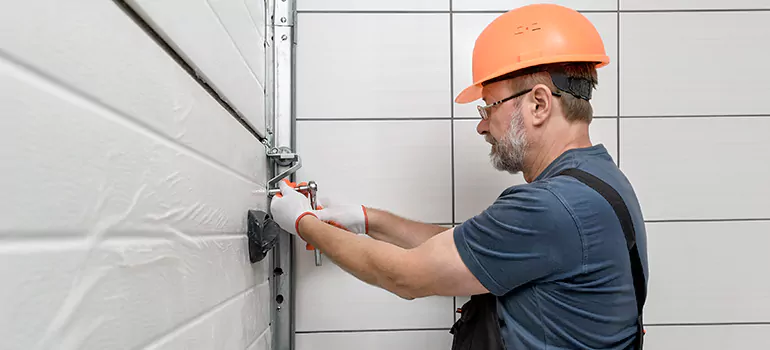 Garage Door Repair in Cupertino